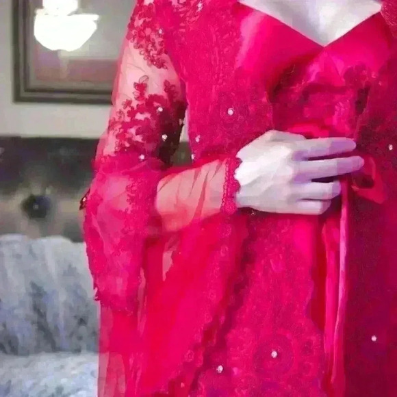 Burgundy Lace and Satin Slip Dress and Robe - Picture 5 of 5